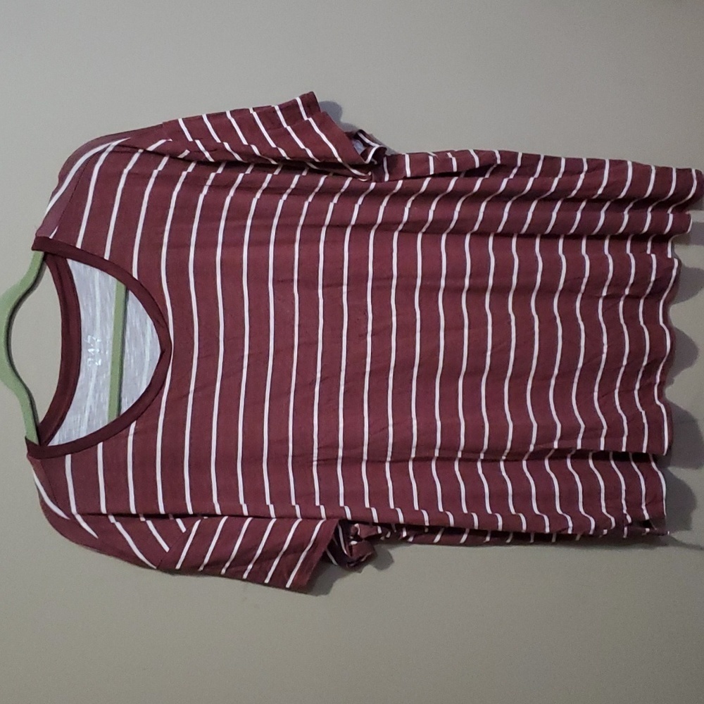 Maurices top size 2x